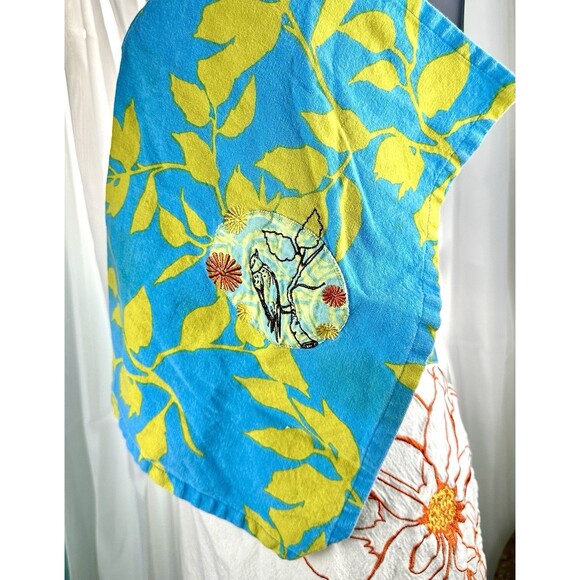 Cotton Embroidered Hummingbird Apron With Matching Dish Towel - Picture 7 of 10